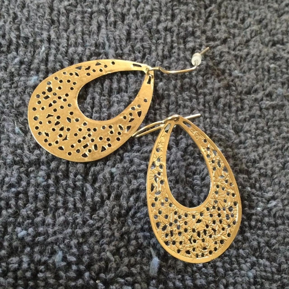 Gold Teardrop Earrings
